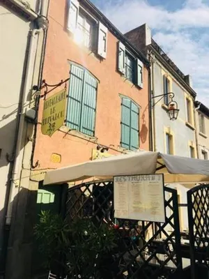 Image of Au pied de la Cité