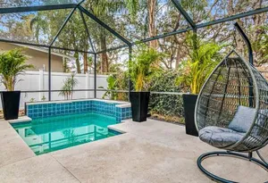 Image of Modern House in Clearwater with access to a Shared Swimming Pool