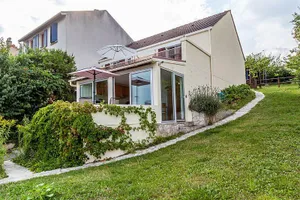 Image of House near Paris distant view to Eiffel Tower