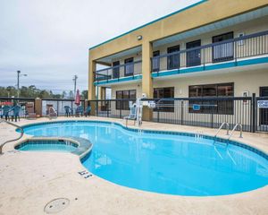 Image of Quality Inn & Suites