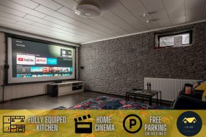 Image of Gemütliches Heimkino mit Balkon & Beamer