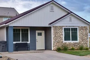 Image of ZC1 Home Away From Home Near Zion