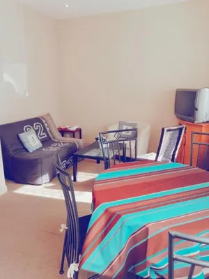 Image of AZUR, 4 personnes