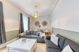 Image of « La cour royale » appartement prestigieux à 50m du château de Versailles