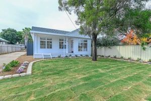 Image of Paradise on Palmer - Whimsical Abode, Firepit