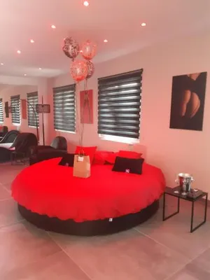 Image of Ds Plaisir Love Room avec sauna, jacuzzi à Nancy