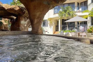 Image of 2 Bedroom Apartment, sleeps 5 in central Mooloolaba Resort