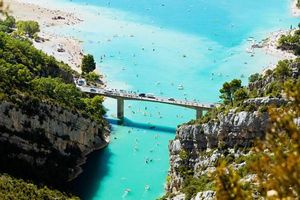 Image of Camping 3etoiles Lac DE STE CROIX GORGES DU VERDON MOUSTIERS STE MARIE ACTVITES NAUTIQUES RANDONNEES