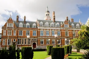 Image of Comfortable 2 BR flat in Croydon