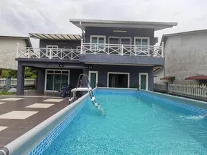 Image of Cheerful 5-Bedroom Family Bungalow with Pool