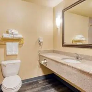 Image of Days Inn & Suites Wichita Falls