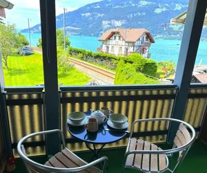 Image of SwissHut Stunning Views Alps Lake - Studio Du Lac