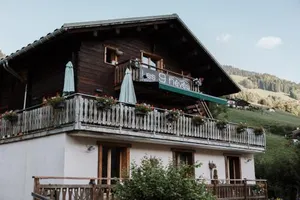 Image of Les 9 Névés, Restaurant & Chambres d'hôtes