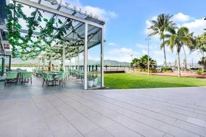 Image of 325 Harbour Lights with Garden View