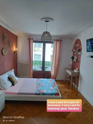 Image of Grande chambre d'hôte Lit king size - 3 mins Gare Annemasse - Genève accès direct