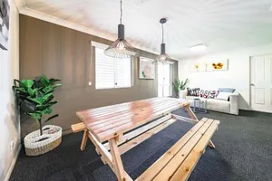 Image of Calamvale Business or Holiday like Home