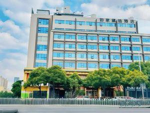 Image of Homeinn Plus Hotel (Kunming  Dashanghui )