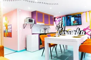 Image of Capsule Street Art - Sauna- Jacuzzi - Playstation 5 - Billard - Netflix - Home cinéma - Terrasse