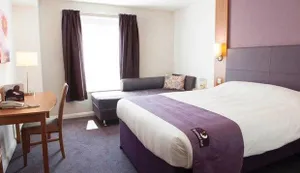 Image of Premier Inn Glasgow - Cambuslang/M74, J2a