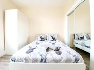 Image of Gorgeous, Light Apartment In The Midst Of West End