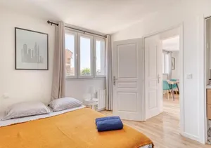 Image of COCON de DOUCEUR entre DISNEY et PARIS