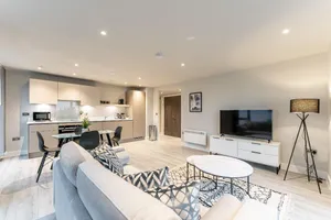 Image of Luxury 2 Bed 2 Bath, Gym & Cinema - Birmingham