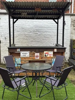 Image of Excellent, comfortable location to visit Belfast