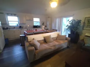 Image of Lenny's Cooperative Hostel