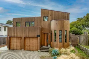 Image of Modern indoor-outdoor living wHot Tub Walk to Beaches & Mountain Trails