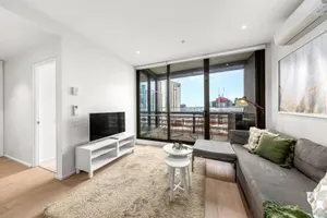 Image of Cozy 1 Bedroom Apartment in Docklands
