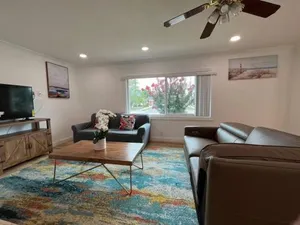 Image of Modern 3 King Beds, Beautiful Large Backyard, WFH, Long Stays, Waterfall, WI-FI, FWY, 25 mins to Beach