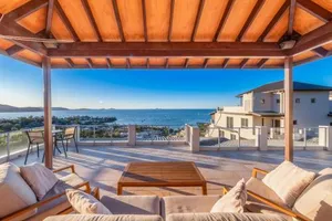 Image of Executive Whitsunday Penthouse at 40 Reflections