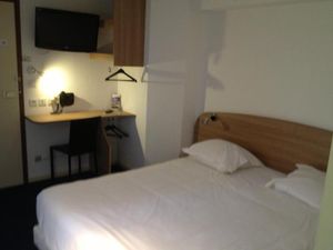 Image of Hotel The Originals Romans-sur-Isère Le Clos des Tanneurs