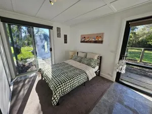 Image of Quiet Cabin in the forest-Pearcedale