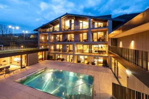 Image of Emma Deluxe Aparthotel ganzjährig beheizter Außenpool