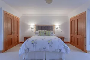 Image of Sgritheal View