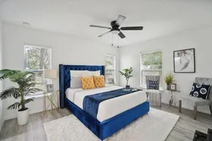 Image of Stylish in heart of Tampa 2bed 2bath Close to YBOR