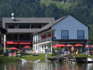 Image of Seehaus "Kärnten Inn" mit direktem Seezugang und E-Ladestation