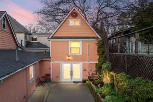Image of The Carriage House Chic Treetop Loft and Hot Tub