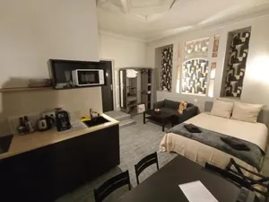 Image of Le 12 studio neuf wifi app 11