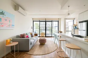 Image of The Pas.Coe - A Stylish 1 bedroom unit with free parking.