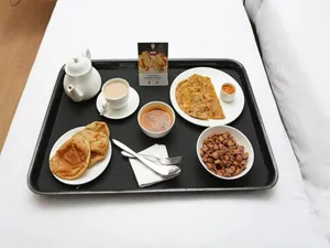 Image of Super OYO Townhouse 183 Function Inn Near Chaudhary Charan Singh International Airport