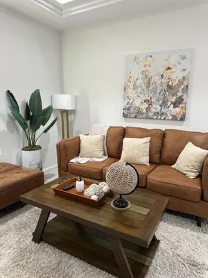 Image of Carroll Estates 3 Bedroom Apartment Retreat