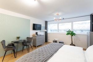 Image of New Luxus Studio - 10min Centre - Markus apartment