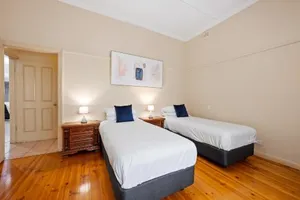 Image of Swainson on Coombe