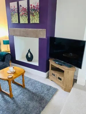 Image of Selston House, 3 bedroom cosy cottage Home for up to 6 Guests, Cul-de-sac on Private road