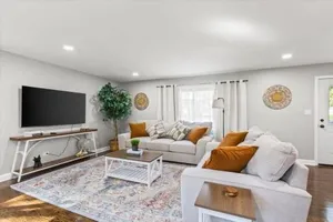 Image of Glen Ellyn King Bed Gazebo Fast Wi-Fi
