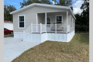 Image of Resort Cottage near parks at Great Price!