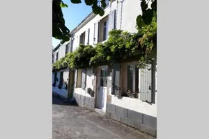 Image of Wisteria Cottage
