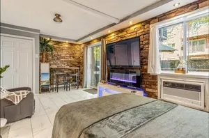 Image of Brooklyn Luxury Spring Retreat with Private Outdoor Space